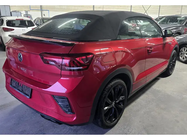 Volkswagen T-Roc Cabrio 1.5 TSI R-Line | Apple Carplay | Android Auto | Stuurverwarming | Stoelverwa...