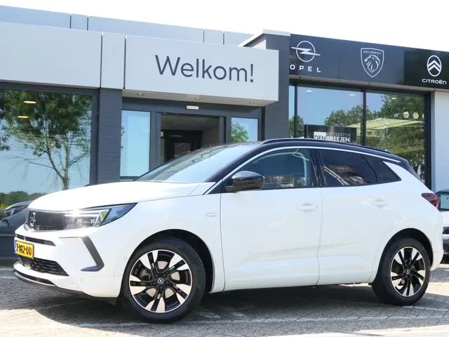 Opel Grandland