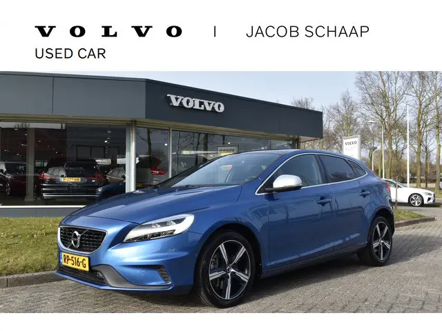Volvo V40 T4 190PK Automaat Business Sport | PDC V/A | Cruise Control | Camera Achter | 17'' | Stoel...