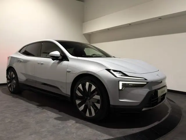 Polestar 4 Long Range Single motor 100 kWh | SOH 98,5% | Drive Pro, Pilot & Plus Pack | Trekhaak | E...
