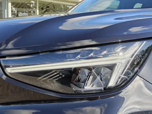 Volvo XC40 B4 198PK Plus Dark | BIIS | Trekhaak | H&K | Camera Achter | PDC V+A | ACC |