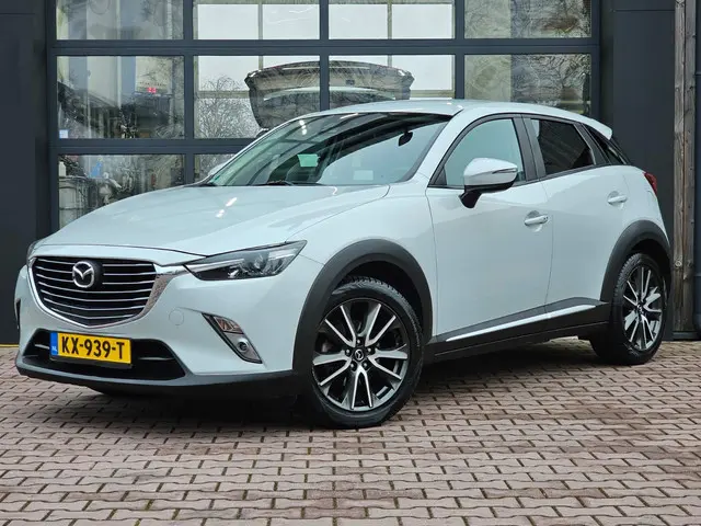 Mazda CX-3 2.0 SkyActiv-G 120 GT-M | LED | Trekhaak | All-seasons | Camera | Navi |