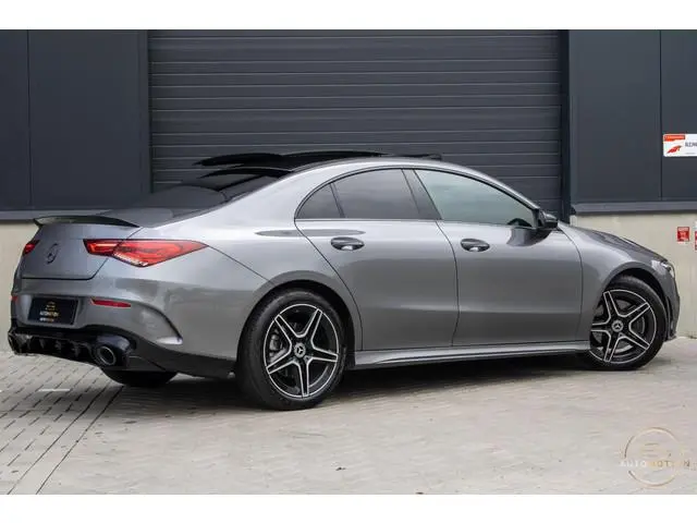 Mercedes-Benz CLA-klasse 200 AMG Line PANO MEMORY BURMESTER CAMERA DIFFUSER PANAMERICANA