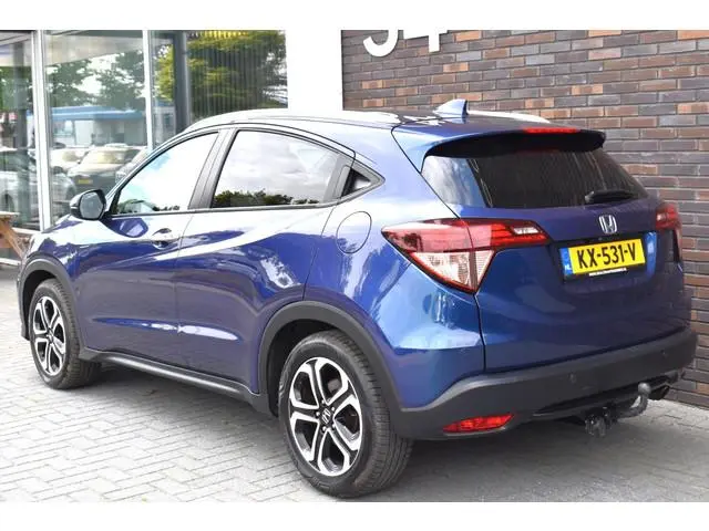 Honda HR-V 1.5 i-VTEC ECC LMV LEDER NAVI TREKHAAK