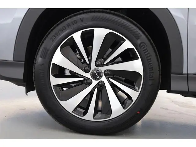 BYD SEAL U