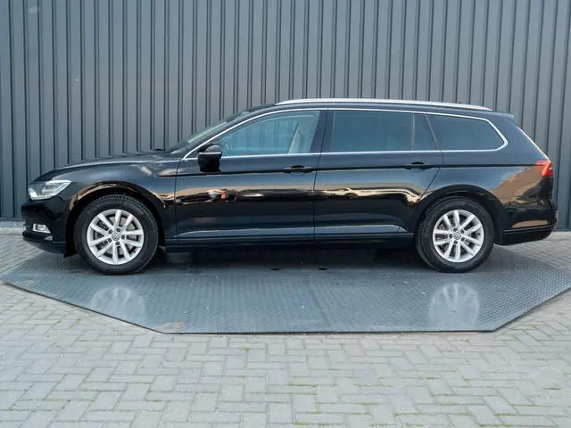 Volkswagen Passat Variant 1.4 TSI ACT Comfortline Business | Trekhaak afnb. | Camera | Led Koplampen...