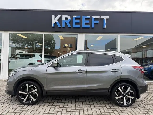 Nissan Qashqai 1.3 DIG-T Tekna + Trekhaak | Panorama