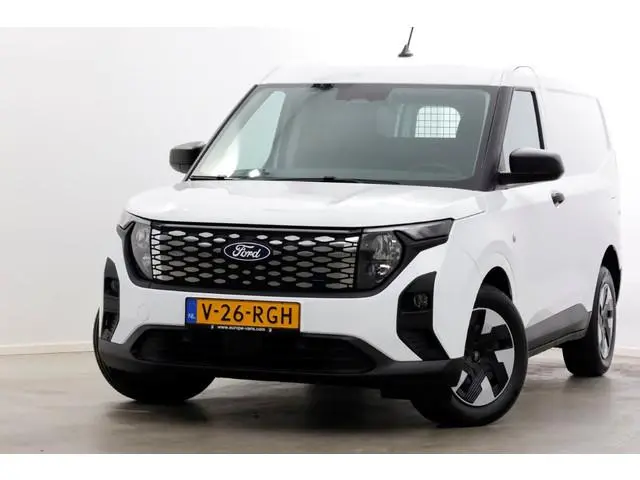 Ford E-Transit Courier Trend 44 kWh 136pk 100% Elektrisch Airco/Camera/Snellader 100kW NIEUW 11-2025