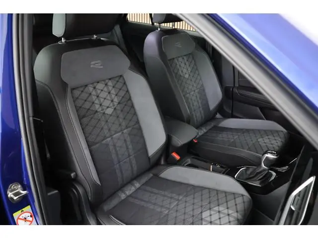 Volkswagen T-Roc 1.5 TSI 150pk DSG R-Line Camera Navigatie Stoelverwarming Adaptive Cruise