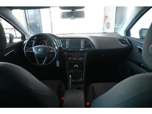 SEAT Leon 1.0 EcoTSI Style Connect Clima Navigatie 1e Eigenaar! Goed Onderhouden! Inruil Mogelijk!