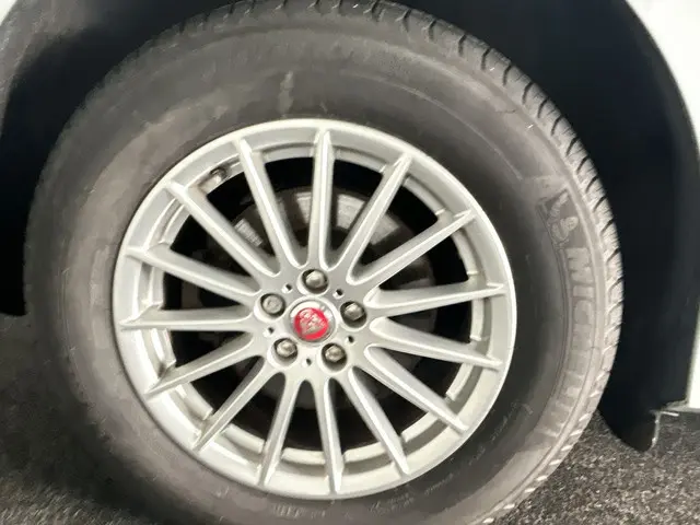 Jaguar I-PACE EV400 SE 90 kWh Lederen bekleding | Meridian Geluidsysteem | Alarm Soh Waarde (batteri...