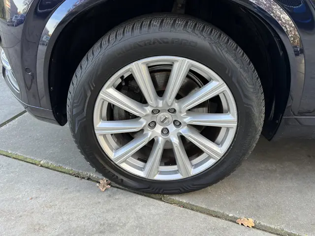 Volvo XC90 2.0 T8 408pk Twin Engine AWD Inscription 7P Automaat Panoramadak Camera Navigatie Leder