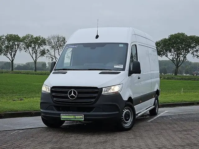 MERCEDES-BENZ SPRINTER 215 L2H2 Mbux Automaat Distronic Camera Euro6 150Pk Mf-Stuurwiel!