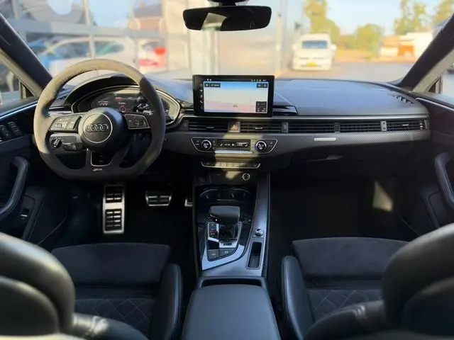 Audi RS5
