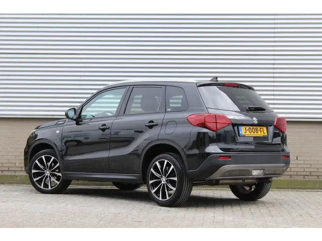 Suzuki Vitara 1.0 Boosterjet Select | Stoelverwarming | Camera | Cruise control