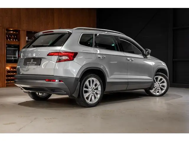 Skoda Karoq 1.5 TSI ACT Ambition Schuifdak | Elekt. Trekhaak