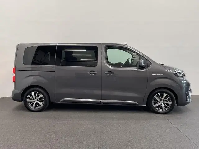 Toyota pro-ace