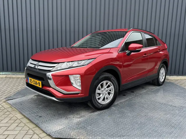 Mitsubishi Eclipse Cross 1.5 DI-T Pure | Trekhaak afnb. | Camera | Apple Carplay/ Android Auto | Pri...