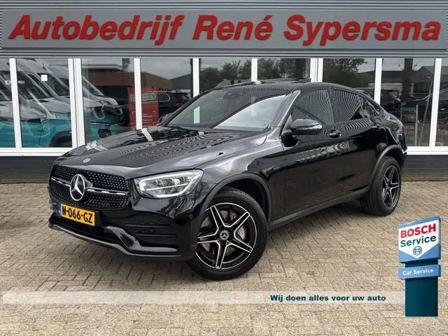 Mercedes-Benz GLC-klasse Coupé 300e 4MATIC Premium Plus | AMG Pakket | Elektrische Trekhaak | Schuif...
