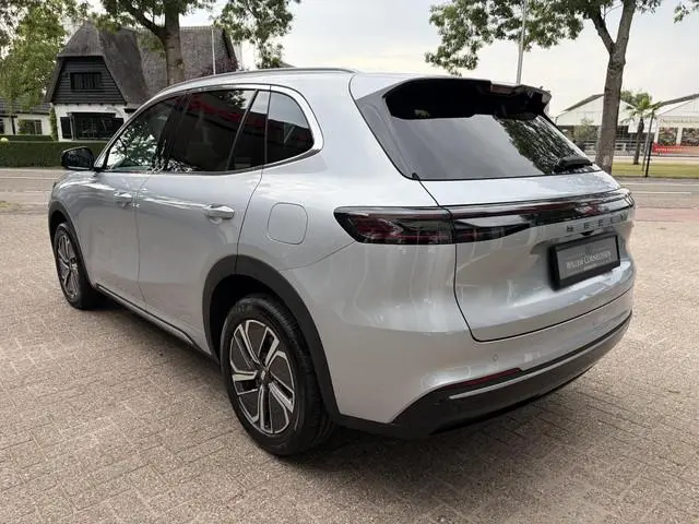 Geely Starray EM-i