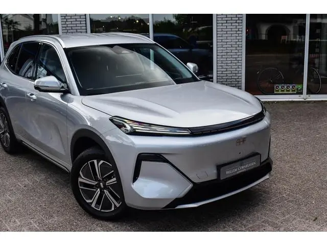 Geely Starray EM-i
