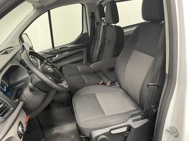 Ford Transit Custom 300 2.0 TDCI L2H1 Trend Dubbele Cabine Automaat Navigatie Airco Navigatie Blueto...