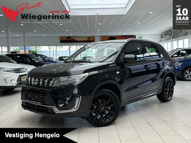 Suzuki Vitara 1.4 Boosterjet Select Hybride [ 17"inc ZWARTE VELGEN I CAMERA I NAVI I ADAPTIEVE CRUIS...