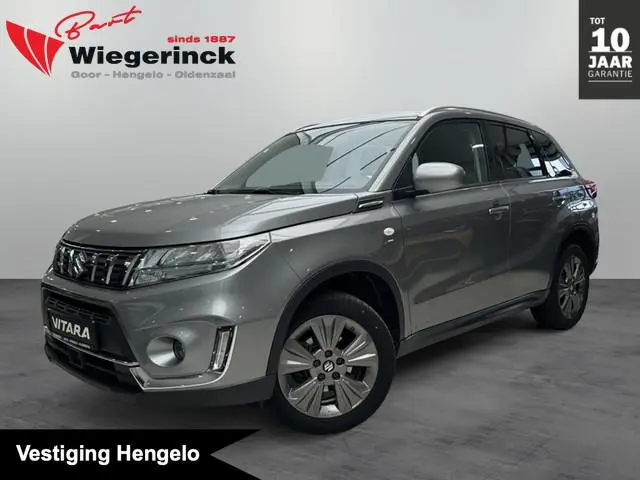 Suzuki Vitara 1.4 Boosterjet Select Hybride [ 1500 KG TREKGEWICHT I CAMERA I ADAPTIEVE CRUISE ]