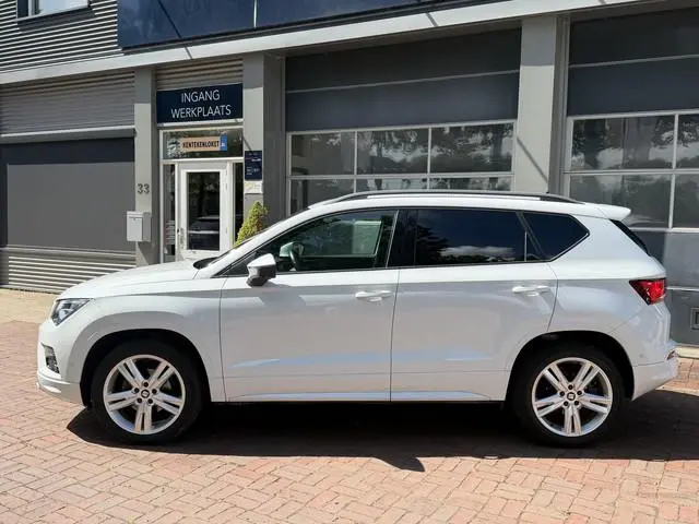 SEAT Ateca 1.5 TSI FR Business Intense Bj 2019 Navi,18inch,Trekhaak,Camera,Clima Hoge zit Dealer ond...