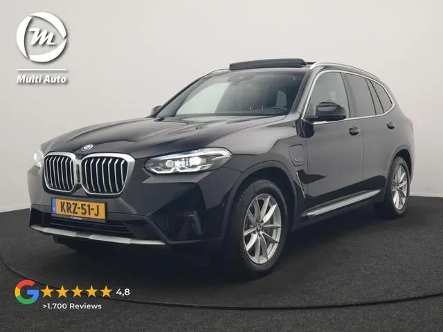 BMW X3 xDrive30e  PHEV 293pk Dealer O.H | Trekhaak Af Fabriek | Panodak | 360 Camera | Lederen Sport...