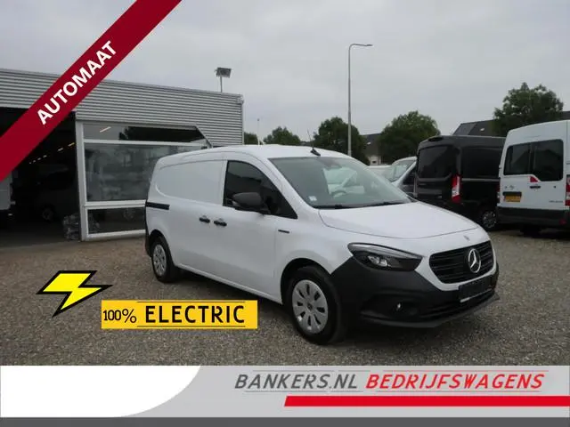 Mercedes-Benz eCitan 112 Base L2 51 kWh SOH 99,82% Airco 22KWH laden