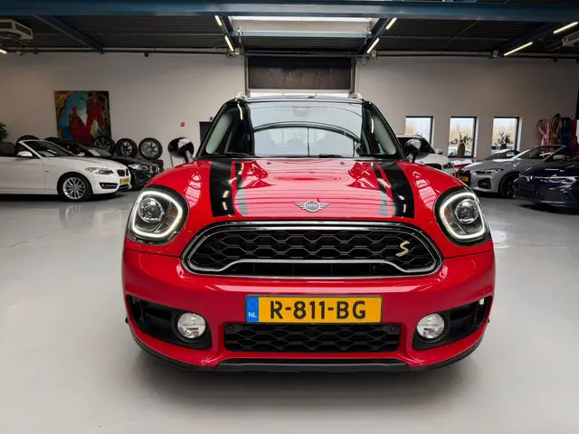 MINI Mini Countryman 1.5 Cooper S E ALL4 Chili Harman Kardon Panoramadak