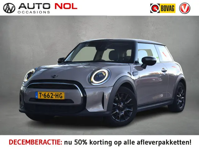 MINI Mini 1.5 Cooper Camden Edition | Apple CarPlay | Half Leer | Cruise | Climate