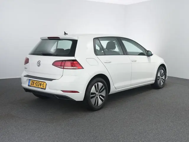 Volkswagen Golf 1.0 TSI Comfortline | Clima | Navi | Lm | Carplay
