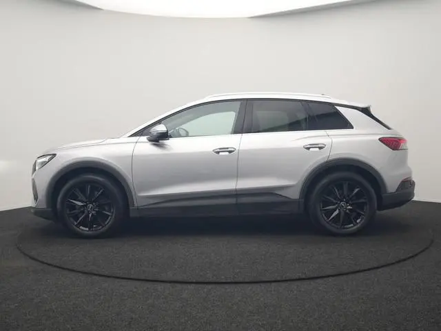 Audi Q4 e-tron 40 Advanced edition 77 kWh 204pk Dealer O.H | Trekhaak Af Fabriek | Adaptive Cruise |...