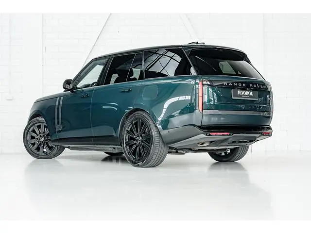 Land Rover Range Rover P510e HSE *SVO British Racing Green*
