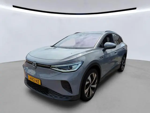 Volkswagen ID.4 Family 77 kWh 204pk | Wegkl. trekhaak | Panoramadak | IQ light | Stoelverwarming
