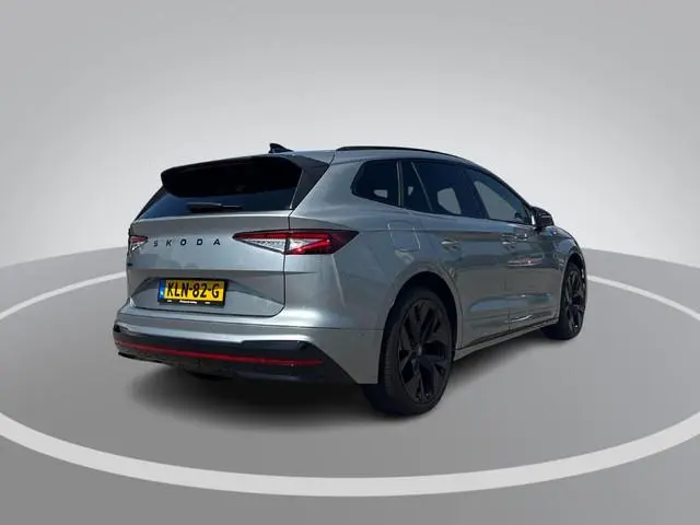 Skoda Enyaq 85 RS 340PK 4X4 Upgrade Maxx | Panoramadak | Trekhaak (2200KG) | 21 Inch Vision Black |...