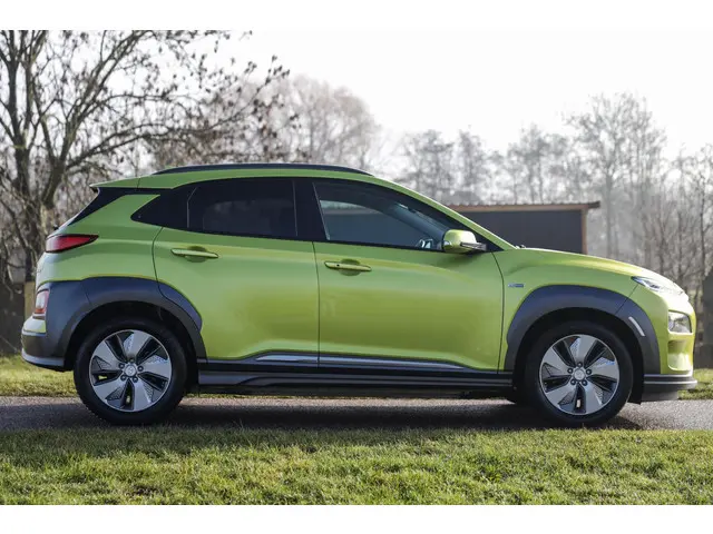 Hyundai Kona EV Premium 64 kWh ✅ Leder ✅ ACC ✅ LED