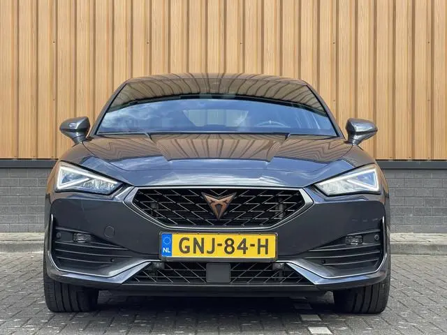 CUPRA Leon 1.4 e-Hybrid VZ Adrenaline | Apple Carplay | Android Auto | Stoelverwarming | Stuurwielve...