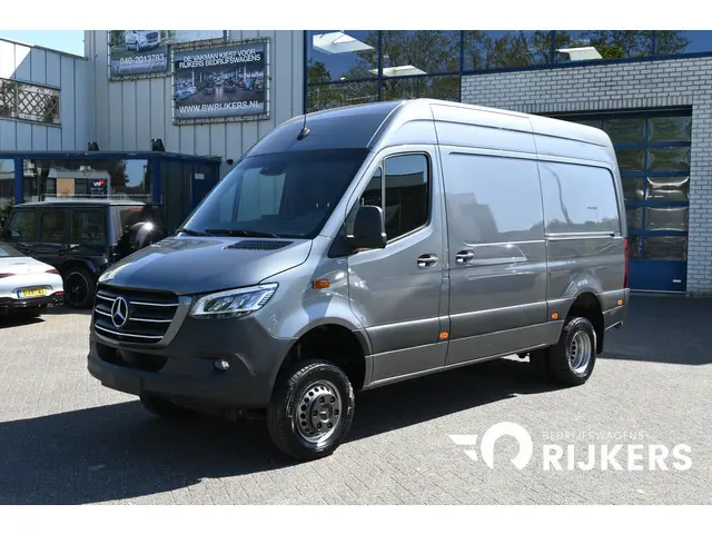 Mercedes-Benz Sprinter 519 CDI 4x4 L2H2 2 Schuifdeuren, LED, 360 graden Camera, Geveerde stoel