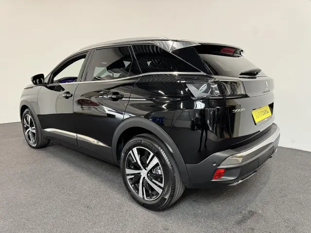 Peugeot 3008 1.2 130 pk EAT-8 Aut. GT Line Airco Navi Carplay PDC VA + Camera Full LED 18" LM Velgen