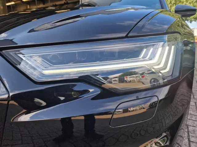 Audi A6 Avant S edition Competition 40 TFSI 150kw/204pk S-tronic 7