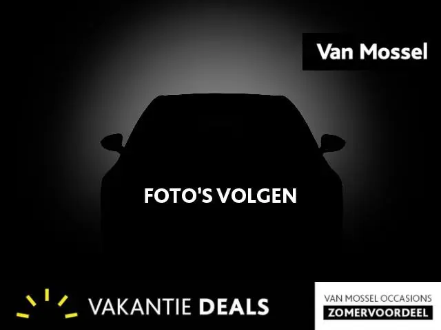 Renault Clio 1.0 TCe Initiale Paris | Lederen Bekleding | Camera | Climate control | Navigatie
