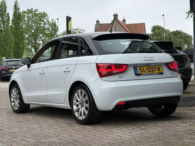 Audi A1 Sportback 1.2 TFSI Pro Line S | XENON | BLUETOOTH | STOELVERW. | AIRCO |