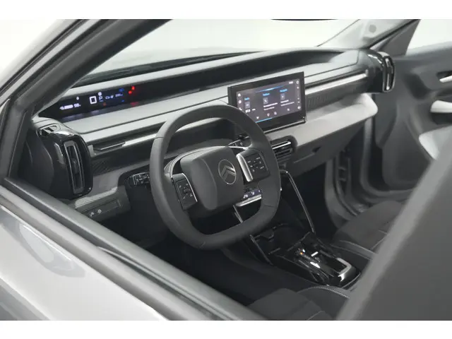 Citroen Ë-C3 Max 113pk 44 kWh | 7 KW Laadfunctie | Camera | Navigatie | Apple Carplay | Parkeersenso...