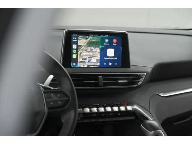 Peugeot 3008 PureTech 130 Allure | 360 Camera | Elektrische Kofferklep | Dodehoekdetectie | Apple Ca...