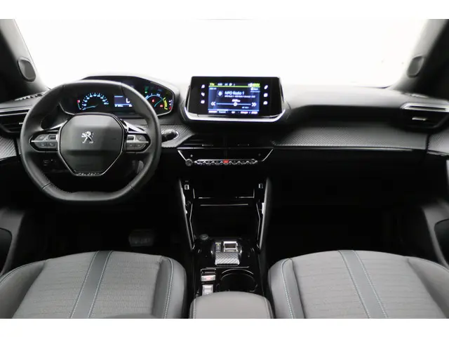 Peugeot e-2008 EV Allure 50 kWh Virtual Cockpit, Cruise, Camera, Apple Carplay, Stoelverwarming, 17'...