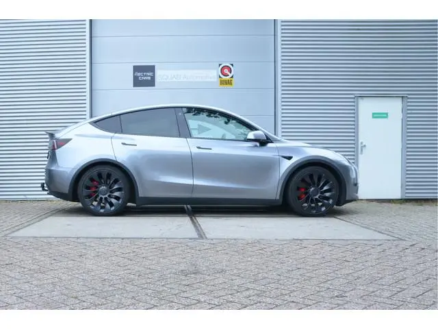 Tesla Model Y Performance AWD 75 kWh AutoPilot3.0 Ryzen