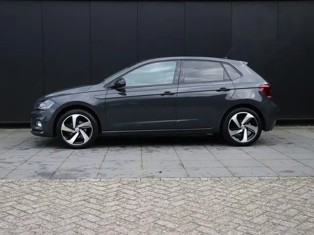 Volkswagen Polo 1.0 TSI Highline | DSG | CAMERA | STOELVERW. | APPLE CARPLAY | CRUISE |
